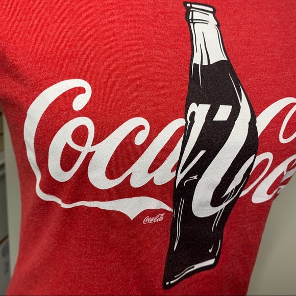 Coca Cola Graphic T-Shirt - Picture 4 of 13